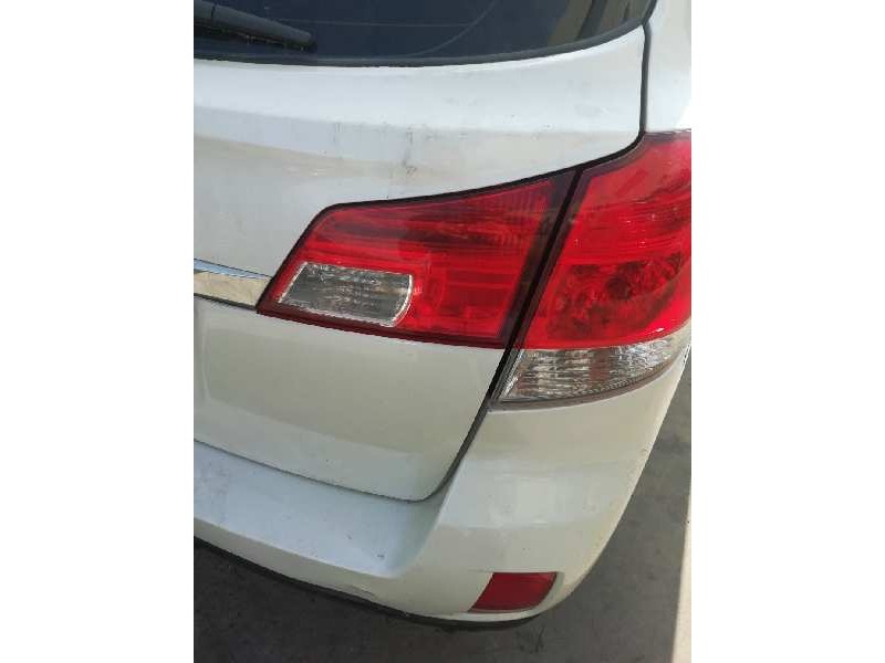 Recambio de piloto trasero derecho interior para subaru legacy kombi/outback b14 outback limited referencia OEM IAM   