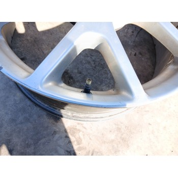 Recambio de llanta para fiat freemont (345_) 2.0 jtd referencia OEM IAM 7.0JX19 ET40 X1 345 2011 1103857