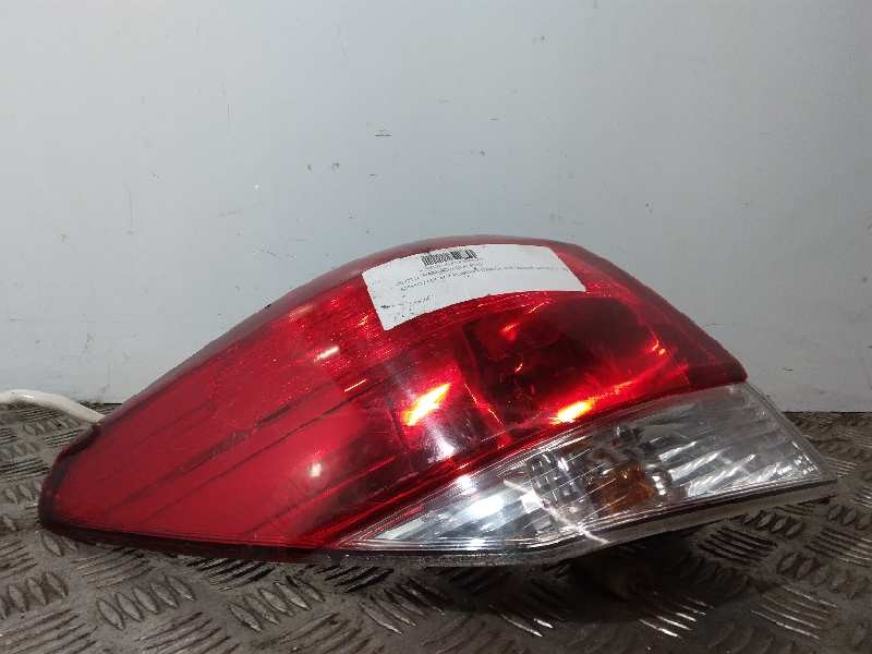 Recambio de piloto trasero izquierdo para subaru legacy kombi/outback b14 outback limited referencia OEM IAM   