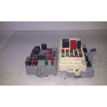 CAJA RELES / FUSIBLES 467463750 