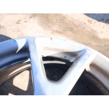 Recambio de llanta para fiat freemont (345_) 2.0 jtd referencia OEM IAM 7.0JX19 ET40 X1 345 2011 1103857