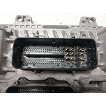 Recambio de centralita motor uce para opel astra k lim. 5türig selective referencia OEM IAM 55493025 395357783 