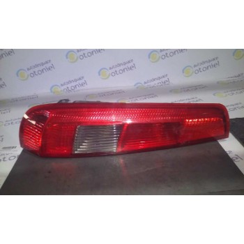 PILOTO TRASERO IZQUIERDO 3P 1ª SERIE