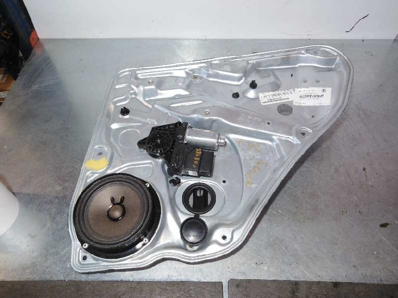 Recambio de elevalunas trasero derecho para skoda superb (3u4) classic referencia OEM IAM 3U5839752DD PANEL 