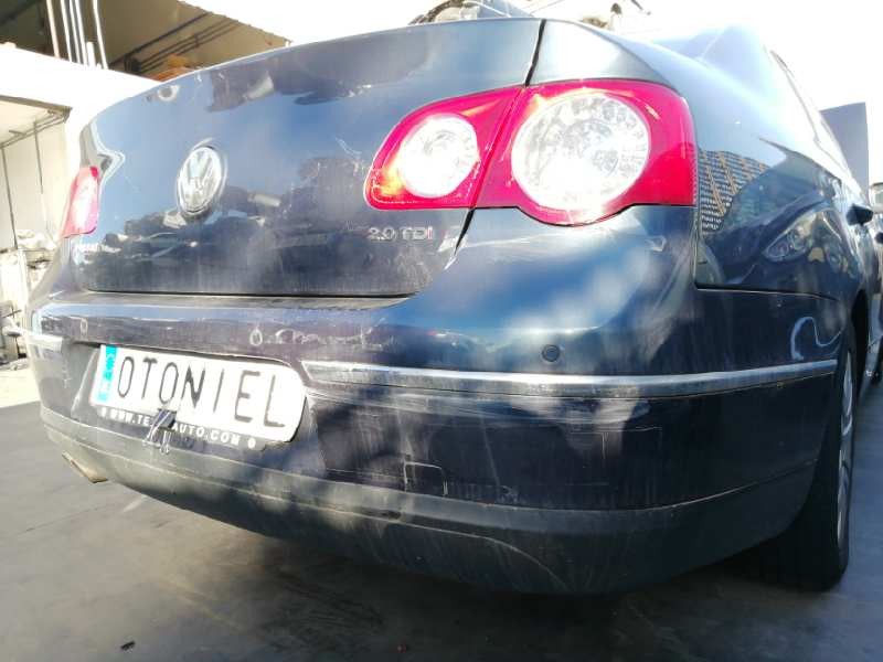 Recambio de paragolpes trasero para volkswagen passat berlina (3c2) highline referencia OEM IAM  ROZADO 