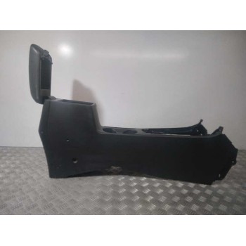 Recambio de apoyabrazos central para kia carens ( ) basic referencia OEM IAM 84610A4001 ENGANCHE ROTO 