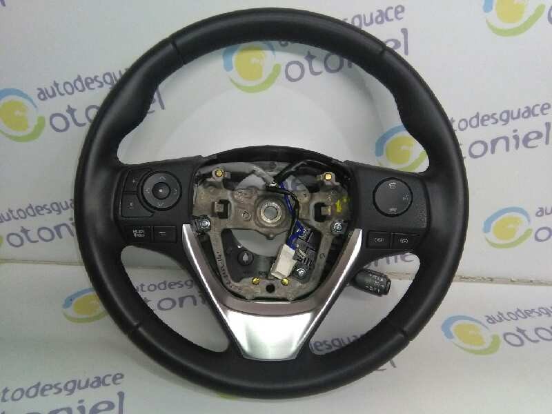 Recambio de volante para toyota auris business referencia OEM IAM 622837800  CON MANDOS