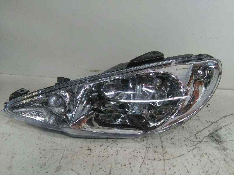 Recambio de faro izquierdo para peugeot 206 berlina referencia OEM IAM 11544003 NUEVO 2ª SERIE