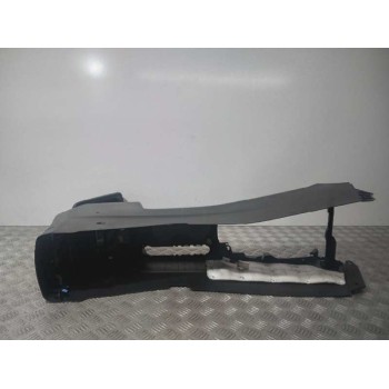 Recambio de apoyabrazos central para kia carens ( ) basic referencia OEM IAM 84610A4001 ENGANCHE ROTO 