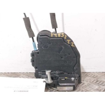 Recambio de cerradura puerta trasera izquierda para lexus ct 200h referencia OEM IAM A046693  