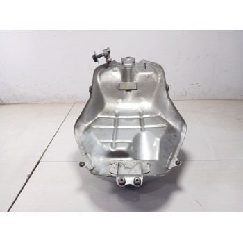 Recambio de deposito combustible para honda nt 700 v deauville nt 650 v deauville (rc47) referencia OEM IAM   