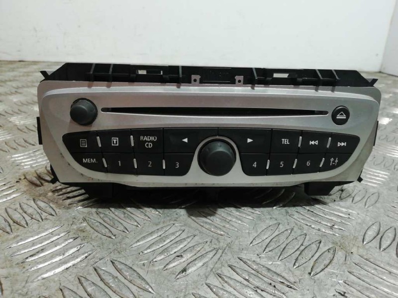 Recambio de sistema audio / radio cd para renault twingo dynamique referencia OEM IAM 281152391R  