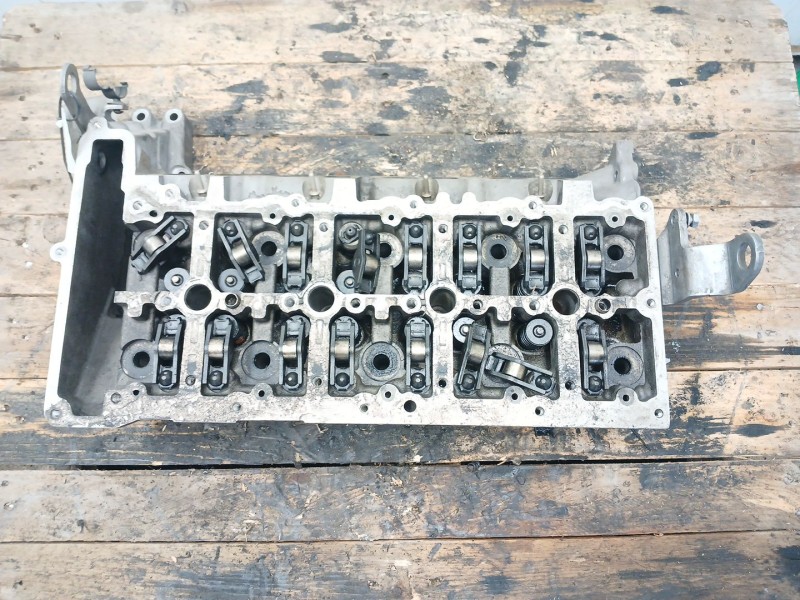 Recambio de culata para bmw serie 3 berlina (e90) 2.0 turbodiesel cat referencia OEM IAM 7797678  