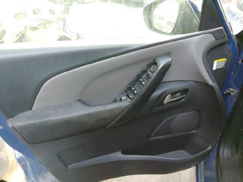 Recambio de guarnecido puerta delantera izquierda para citroën c4 picasso feel referencia OEM IAM  SIN BOTONERA 