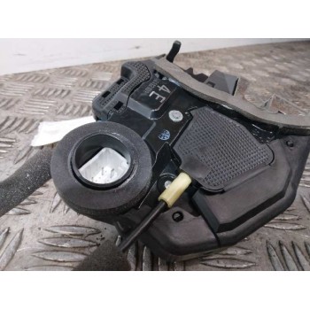Recambio de cerradura puerta trasera izquierda para lexus ct 200h referencia OEM IAM A046693  
