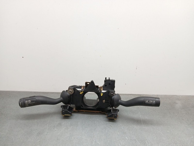 Recambio de mando luces para volkswagen touareg (7la) tdi r5 referencia OEM IAM 7l6953549b  con mando limpia