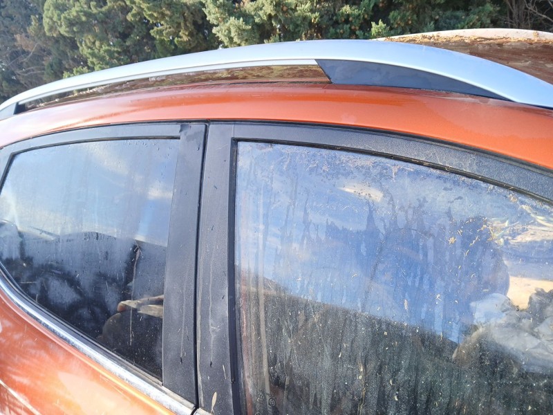 Recambio de barras techo para mg zs suv (azs1) 1.5 vti referencia OEM IAM 10561484  10561485