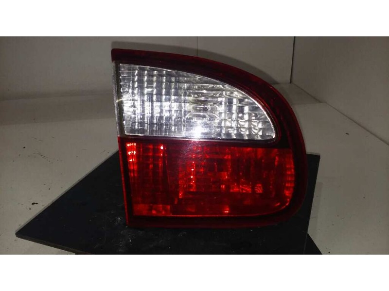 Recambio de piloto trasero izquierdo interior para daewoo lanos cool referencia OEM IAM   INTERIOR