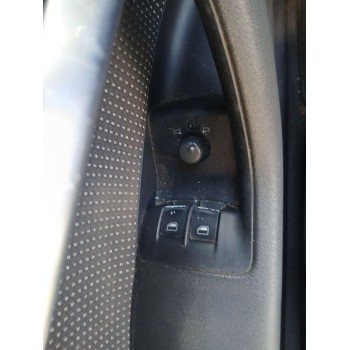 Recambio de retrovisor izquierdo para audi a3 (8p1) 1.9 tdi referencia OEM IAM E1010754  