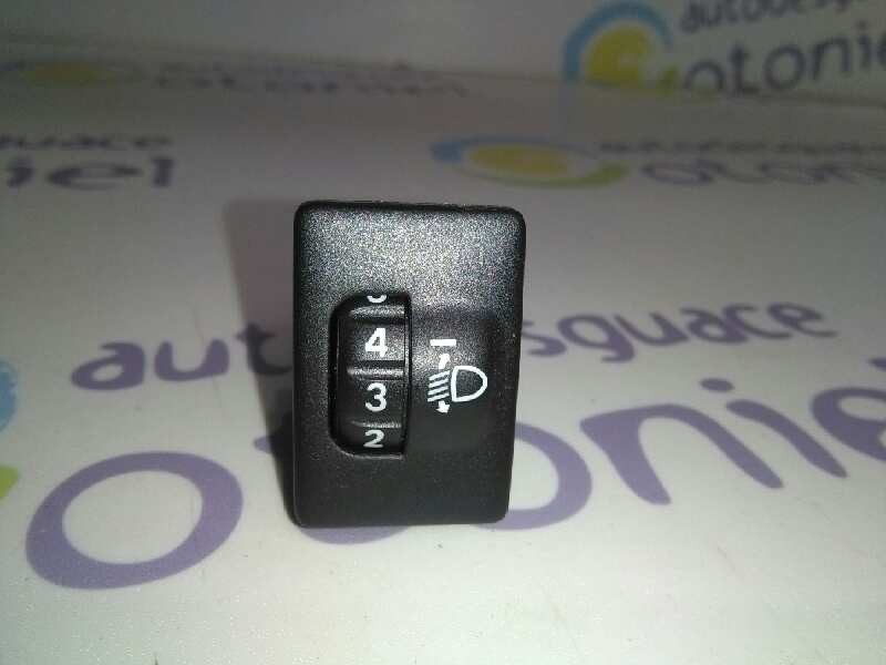 Recambio de interruptor para toyota auris business referencia OEM IAM 8415202080 ALTURA LUCES 