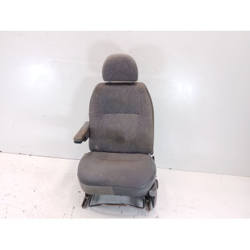 ASIENTO DELANTERO IZQUIERDO 