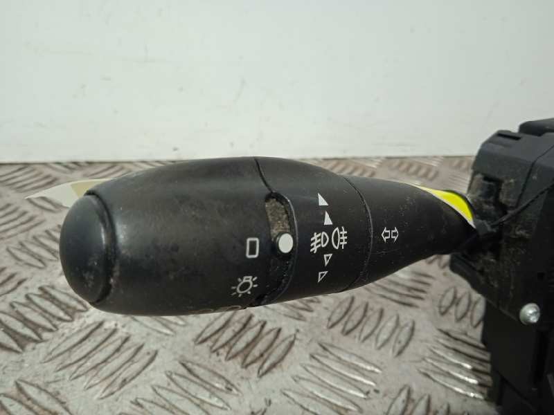 Recambio de mando multifuncion para citroën c2 vtr referencia OEM IAM 96576773XT  