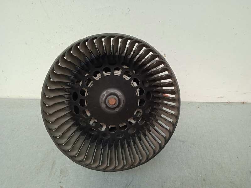 Recambio de motor calefaccion para peugeot 207 confort referencia OEM IAM 102992G GMVA7 2 PINS