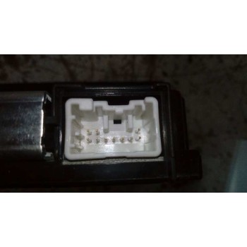 Recambio de pantalla multifuncion para volvo s40 berlina 2.0 d kinetic referencia OEM IAM 30679647 DISPLAY 