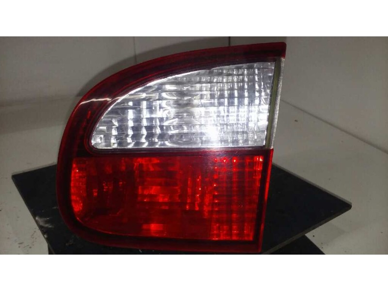 Recambio de piloto trasero derecho interior para daewoo lanos cool referencia OEM IAM   INTERIOR