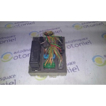 CAJA RELES / FUSIBLES 1126245 