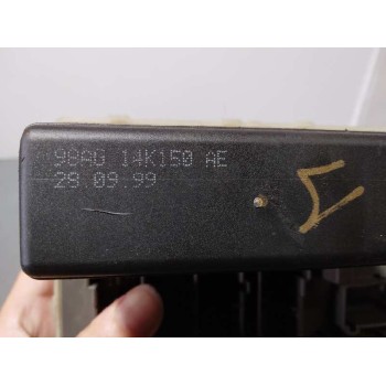 Recambio de caja reles / fusibles para ford focus berlina (cak) trend referencia OEM IAM 1126245  