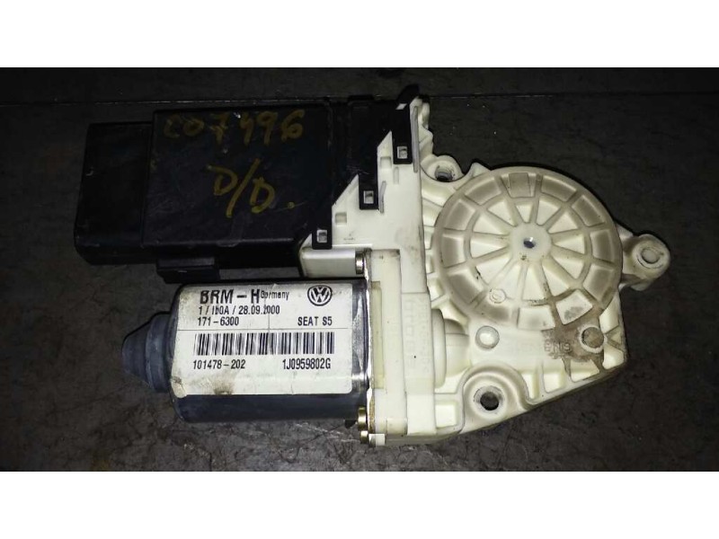 Recambio de motor elevalunas delantero derecho para seat leon (1m1) signo referencia OEM IAM 1J0959802G  