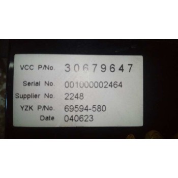 Recambio de pantalla multifuncion para volvo s40 berlina 2.0 d kinetic referencia OEM IAM 30679647 DISPLAY 