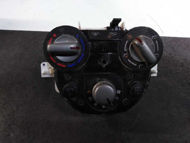 Recambio de mando calefaccion / aire acondicionado para nissan note acenta referencia OEM IAM 275133VU9E  