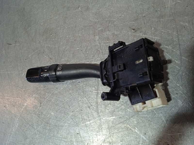 Recambio de mando luces para toyota avensis berlina (t25) 2.0 d-cat referencia OEM IAM 8414005110  