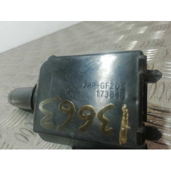 Recambio de mando limpia para peugeot 107 urban referencia OEM IAM 17F003  