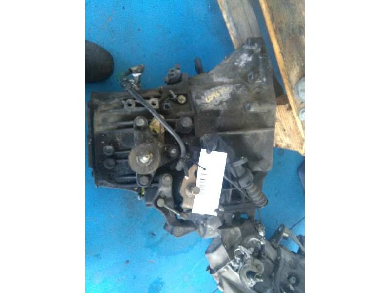 Recambio de caja cambios para peugeot 307 break / sw (s1) sw pack referencia OEM IAM 20MB01 B 200.000KM 5V