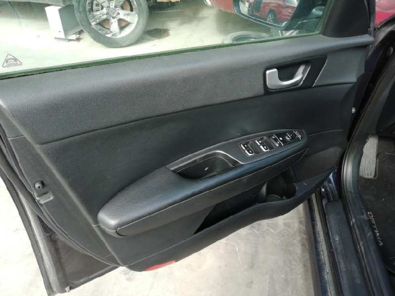 Recambio de guarnecido puerta delantera izquierda para kia optima business referencia OEM IAM   