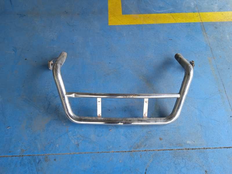 Recambio de defensa delantera para nissan almera tino (v10m) básico referencia OEM IAM  CROMADO TOCADA