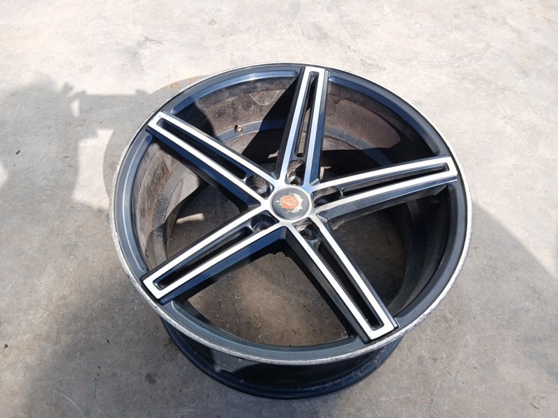 Recambio de llanta para jaguar xf 3.0 v6 diesel luxury referencia OEM IAM AXEEX14 X1 19 pulgadas