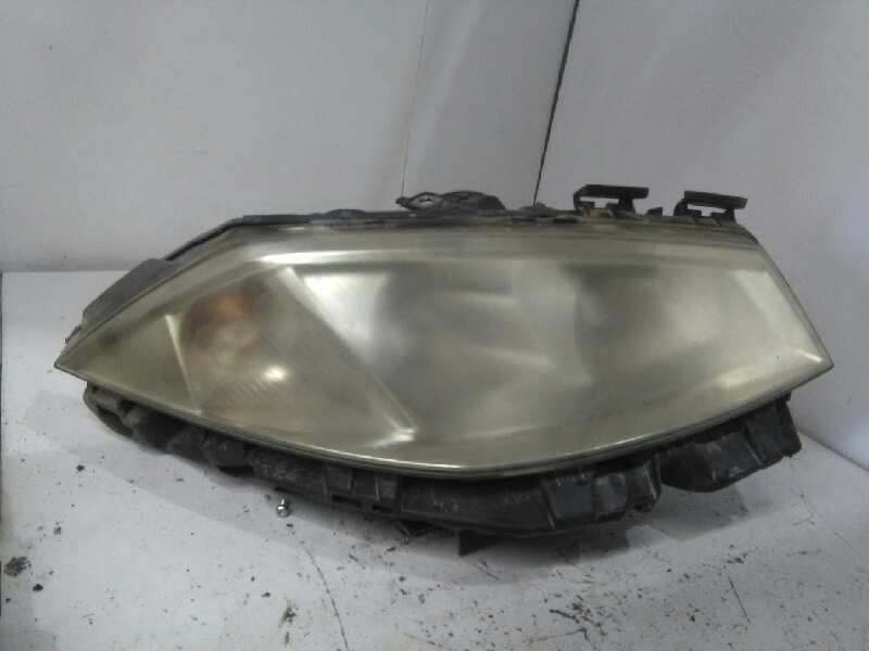 Recambio de faro derecho para renault megane ii berlina 3p confort authentique referencia OEM IAM   