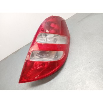 PILOTO TRASERO DERECHO 1698200464 