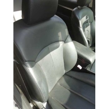 ASIENTO DELANTERO DERECHO CUERO REGULACION MANUAL