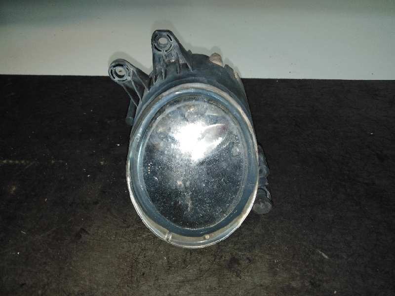 Recambio de faro antiniebla izquierdo para audi a4 berlina (8e) 1.9 tdi (96kw) referencia OEM IAM   