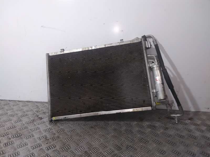 Recambio de condensador / radiador aire acondicionado para ford ka+ black / white referencia OEM IAM AE8319E892AA  
