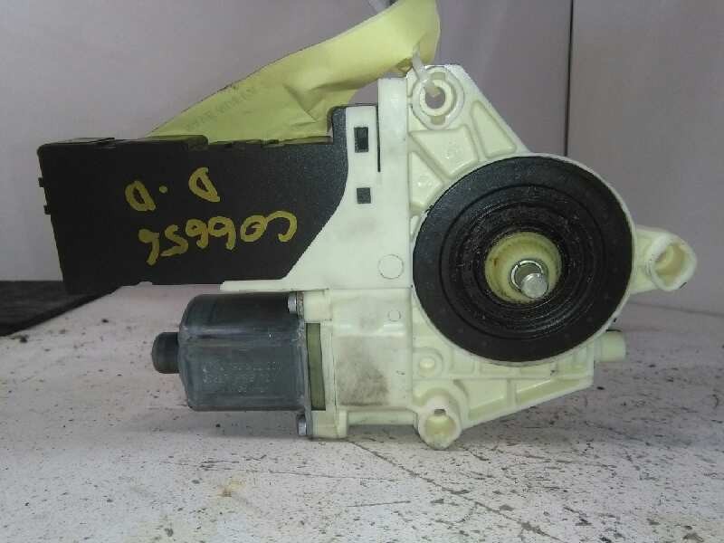 Recambio de motor elevalunas delantero derecho para peugeot 407 st confort pack referencia OEM IAM 9663036580  