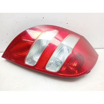 PILOTO TRASERO IZQUIERDO 1698200364 