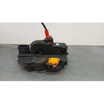 Recambio de cerradura puerta trasera derecha para opel zafira tourer c (p12) 2.0 cdti (75) referencia OEM IAM 13579566  