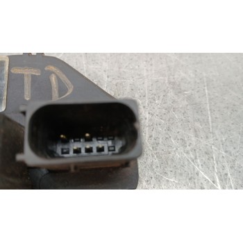 Recambio de cerradura puerta trasera derecha para opel zafira tourer c (p12) 2.0 cdti (75) referencia OEM IAM 13579566  