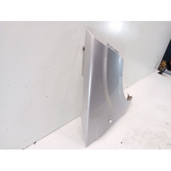 ALETA DELANTERA DERECHA 